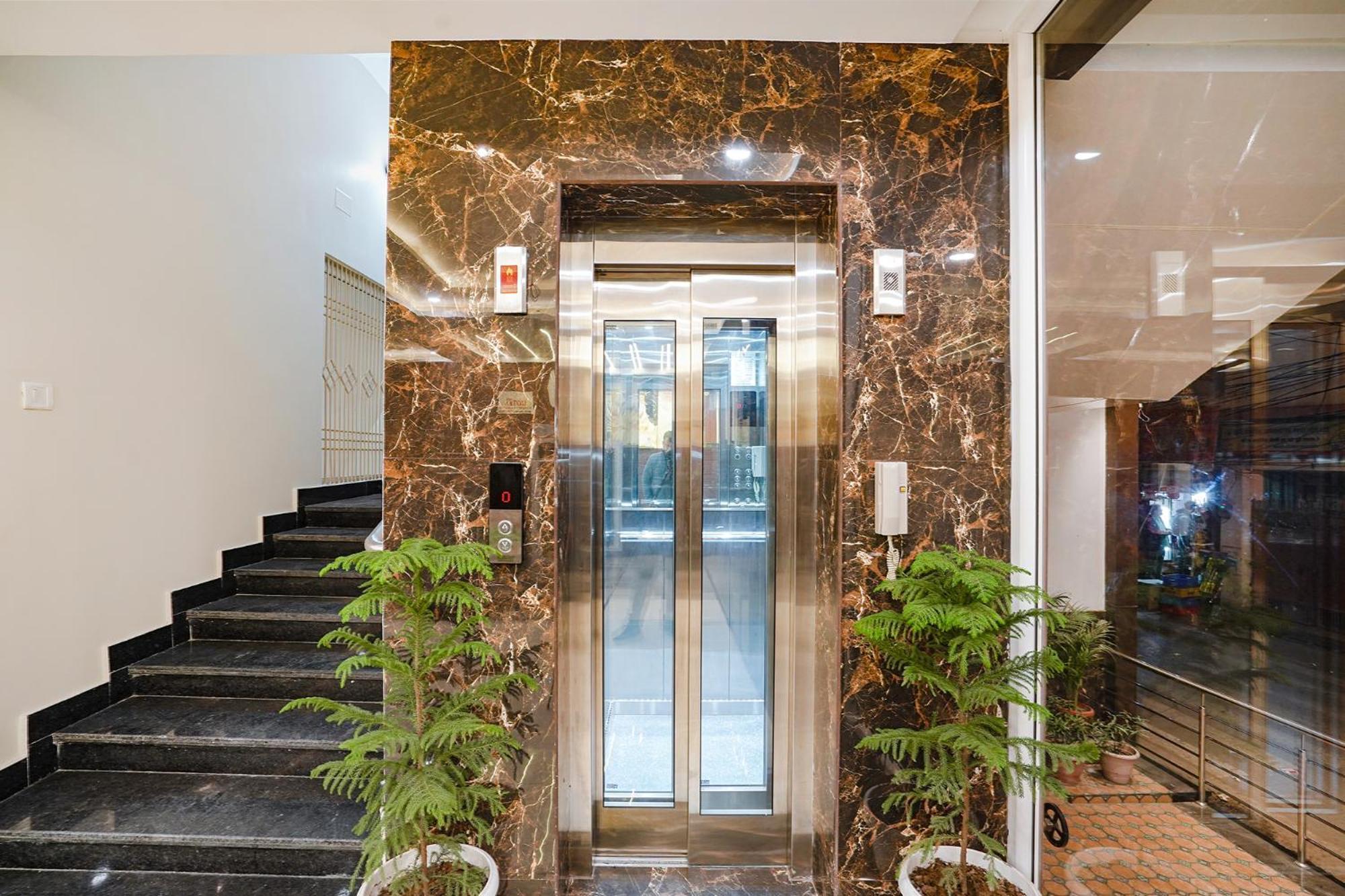 Fabhotel Nandini Grand Kakarmatha Exterior photo